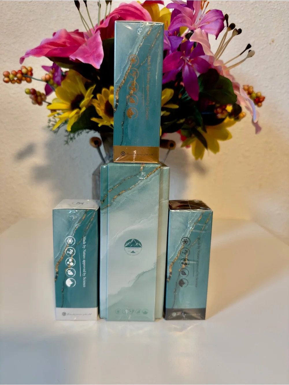 Below Zero Arctic Glow Hydrating 24Hr Moisturizer and 3 Serums